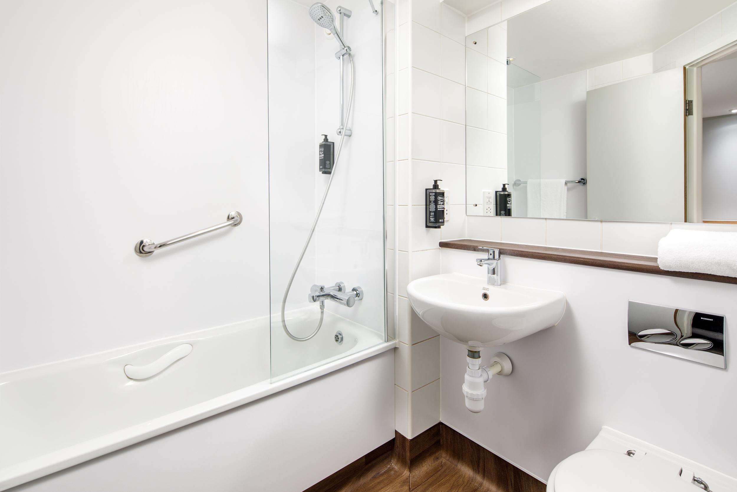 Ibis Budget London Heathrow Central Cranford Exteriér fotografie