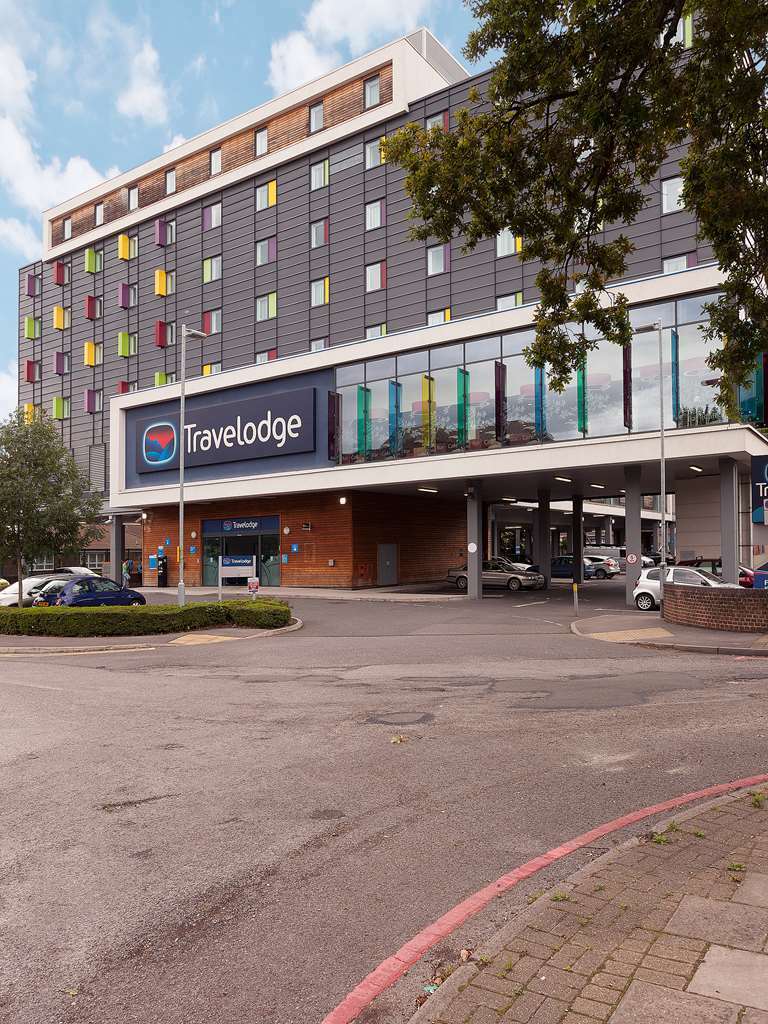 Ibis Budget London Heathrow Central Cranford Exteriér fotografie